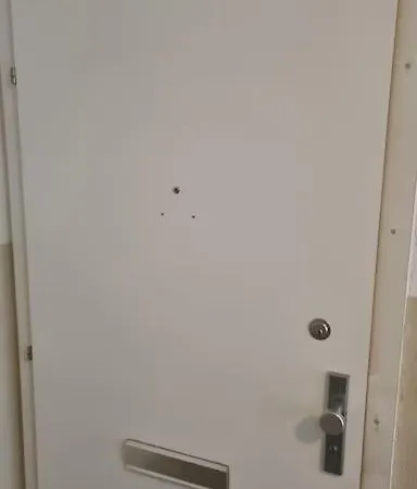 Grossraeumig Und Zentral Inklusive Parkplatz Apartament
